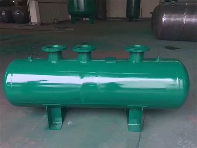 滨湖滨湖滨湖蒸汽分气缸1.jpeg